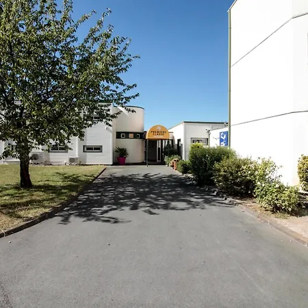 فندق Premiere Classe Bordeaux Sud Bersol بيساك
